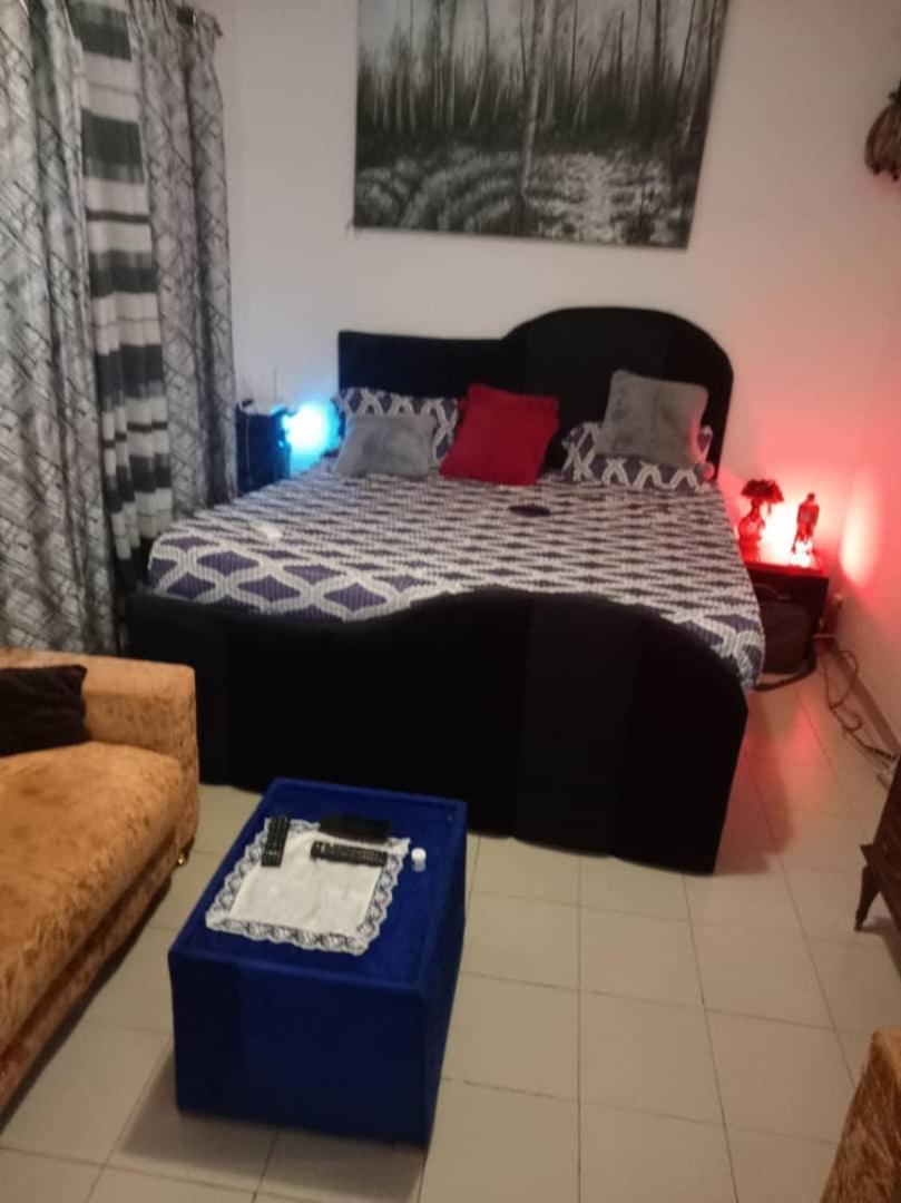 Studio Meuble Centre Ville Dakar Luaran gambar